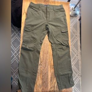 Men’s Under Armour Loose Fit Pants 34x32